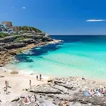 Stylish Studio Steps From Bondi Shoreline